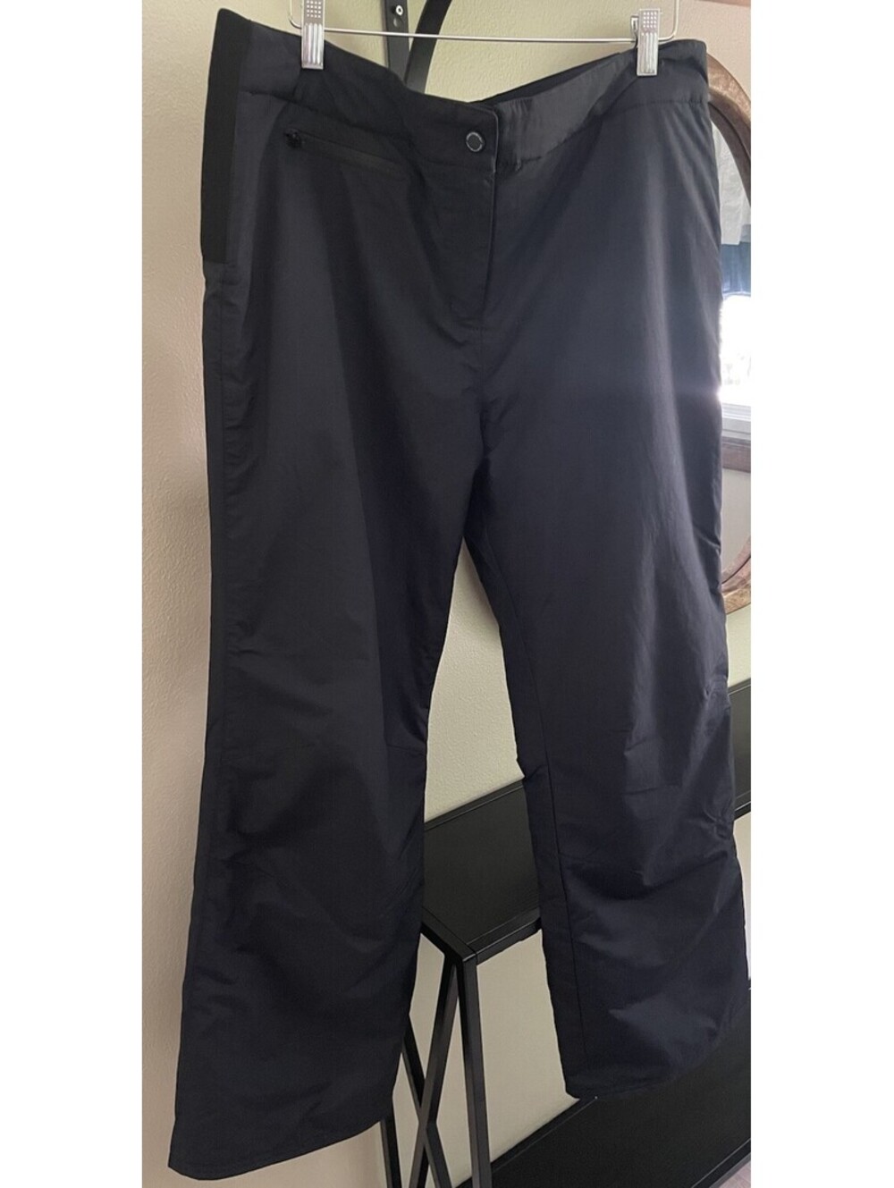 Women’s Obermeyer Snow Ski Pants Size 14 Black